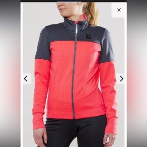CRAFT- Hale sub Z running jacket in a size Medium
